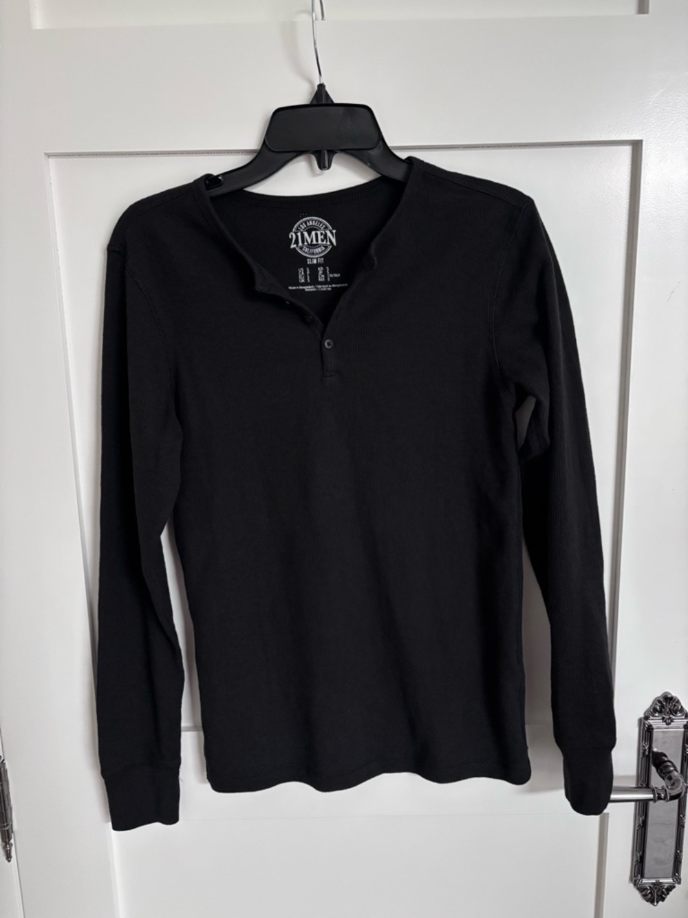 21men Black Long-Sleeve Henley Shirt